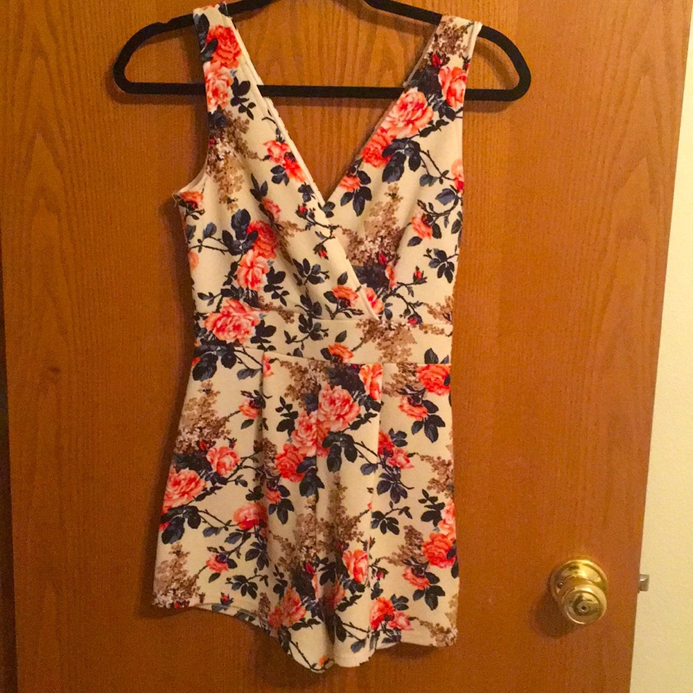 Floral printed romper